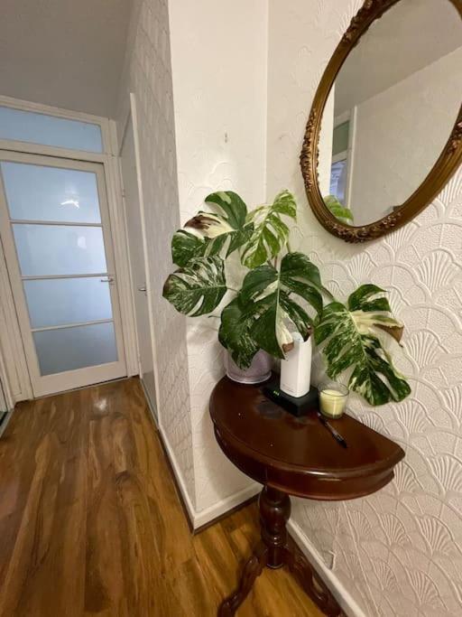 Spacious Bungalow In London, Near Central London, The Excel Centre And The O2, Ideal For Families Zewnętrze zdjęcie